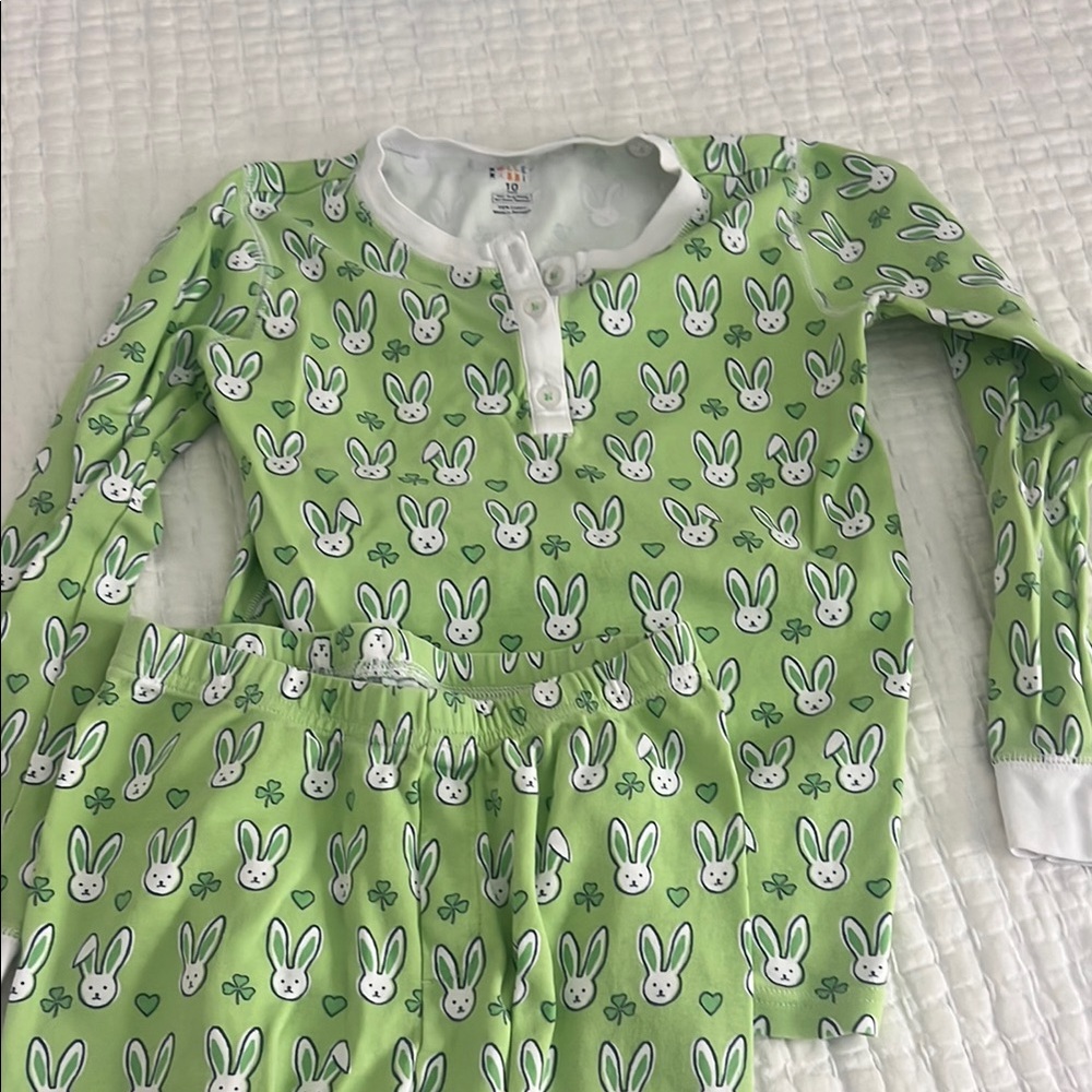 Green Bunny, shamrock, and heart Print Kids Roller Rabit Pajamas